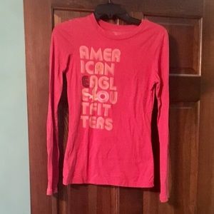 😊American Eagle Contemporary Fit Top